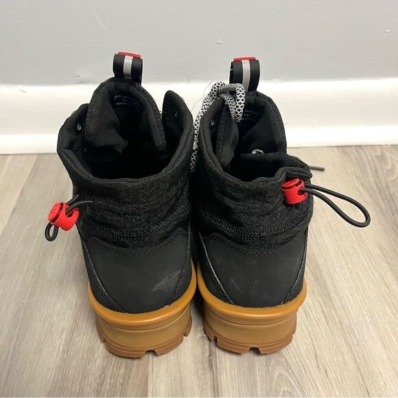 Hunter Boots Womens 9 Black Travel Explorer Lace-up Commando Water Resistant NWT - Picture 6 of 8